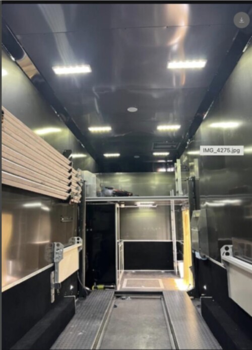 2022 United 30' Stacker Tag, Awning, 17.5 Aluminum Wheels & Tires, Loaded - Image 14